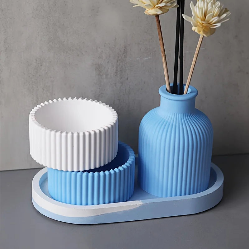 Multi-functional round striped silicone mold for candle jars, storage