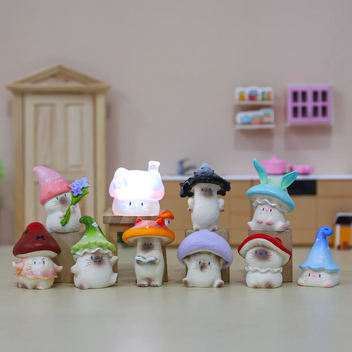 Cat Pai Fantasy Mushroom Series Blind Box Fun In-Vehicle Decoration