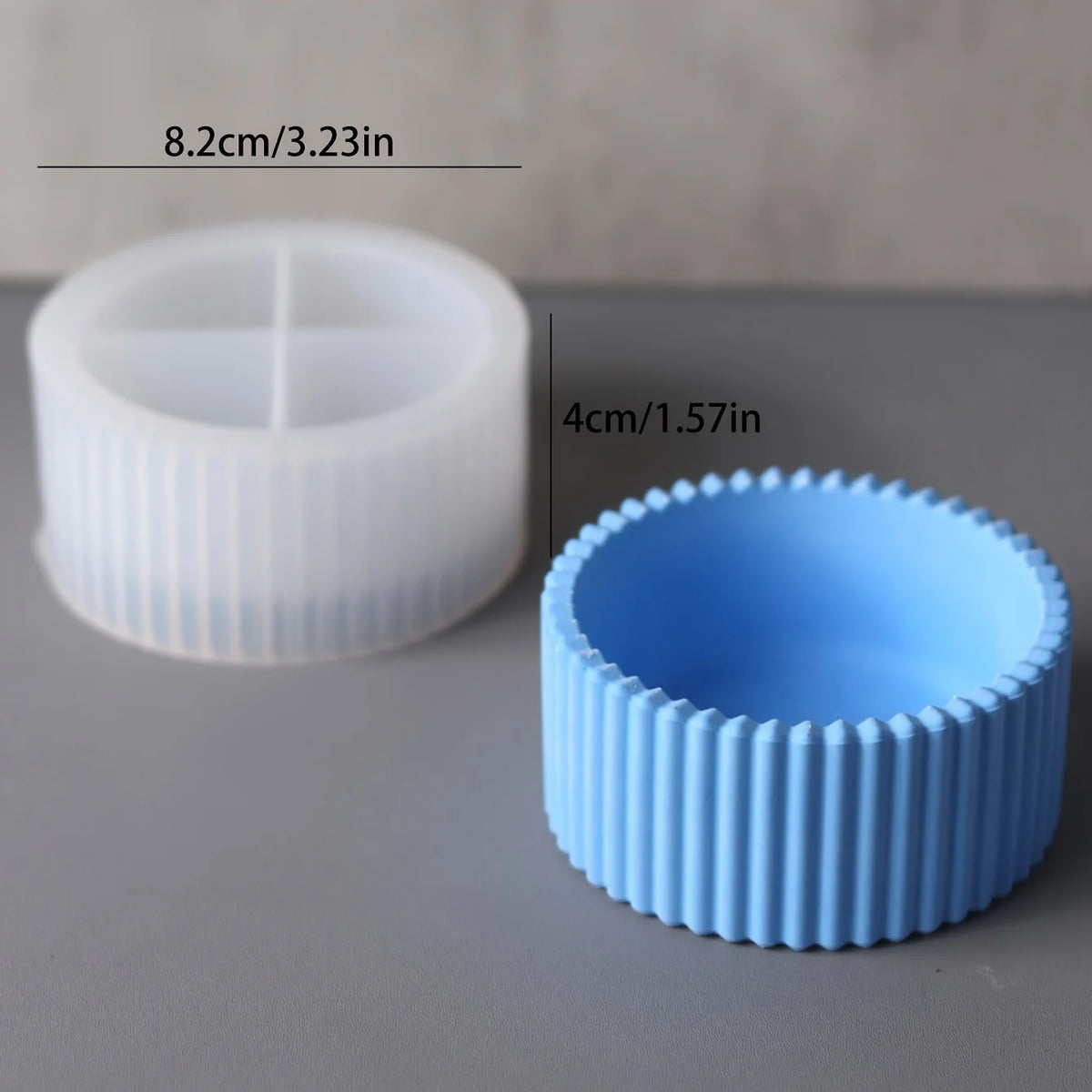 Multi-functional round striped silicone mold for candle jars, storage