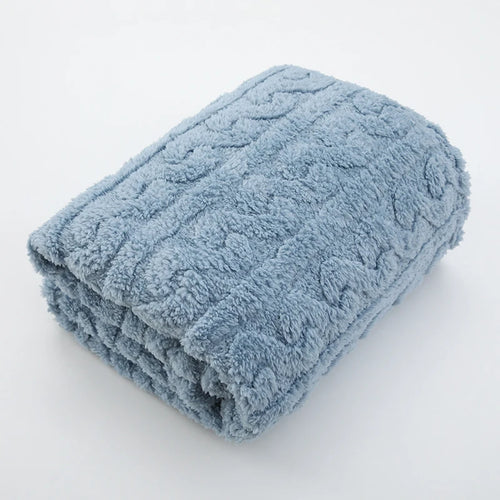 1 Coral Fleece Blanket for Babies and Children - Ultra-Soft Striped