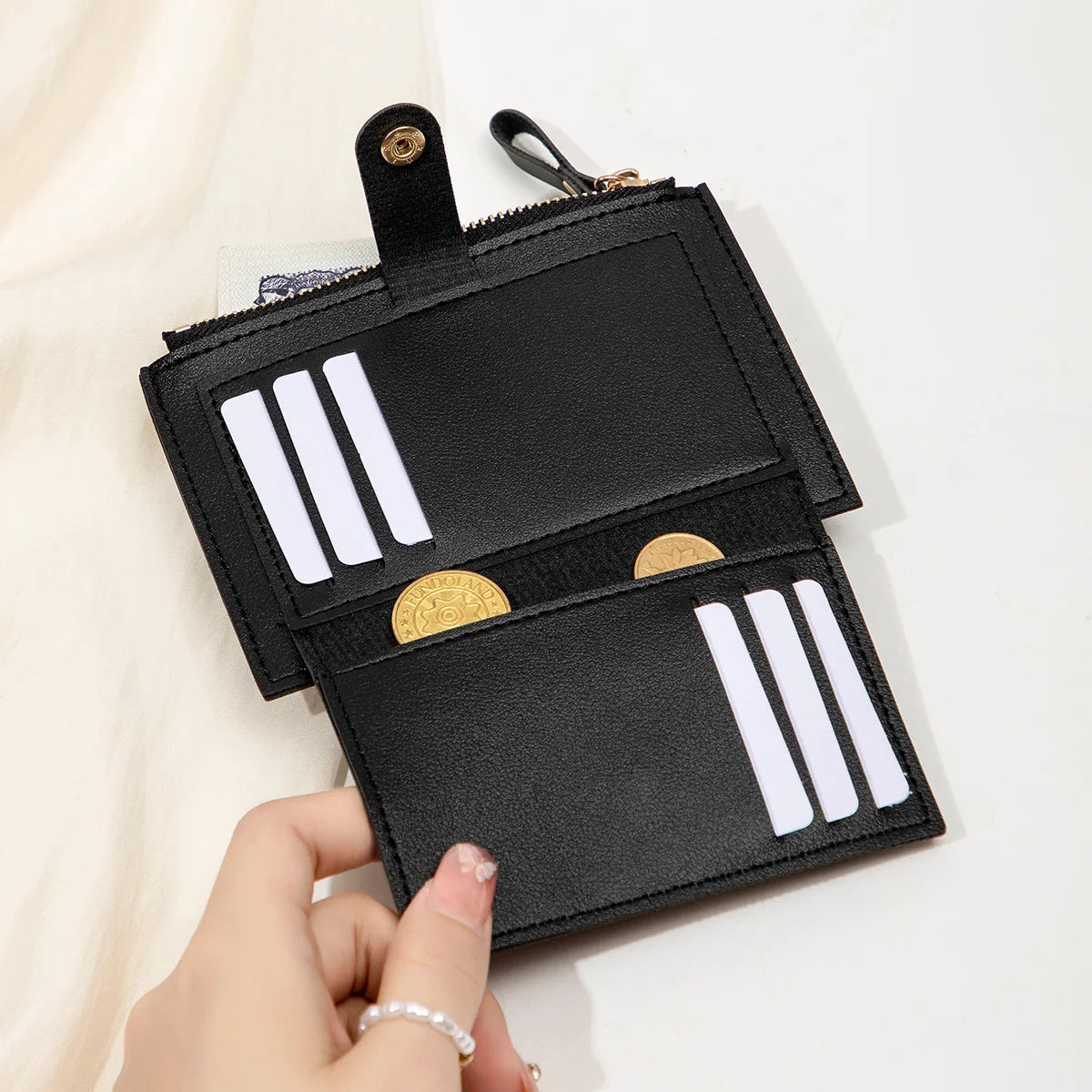 Minimalist and Fashionable Women's Short Card Bag Ultra-Thin Mini PU
