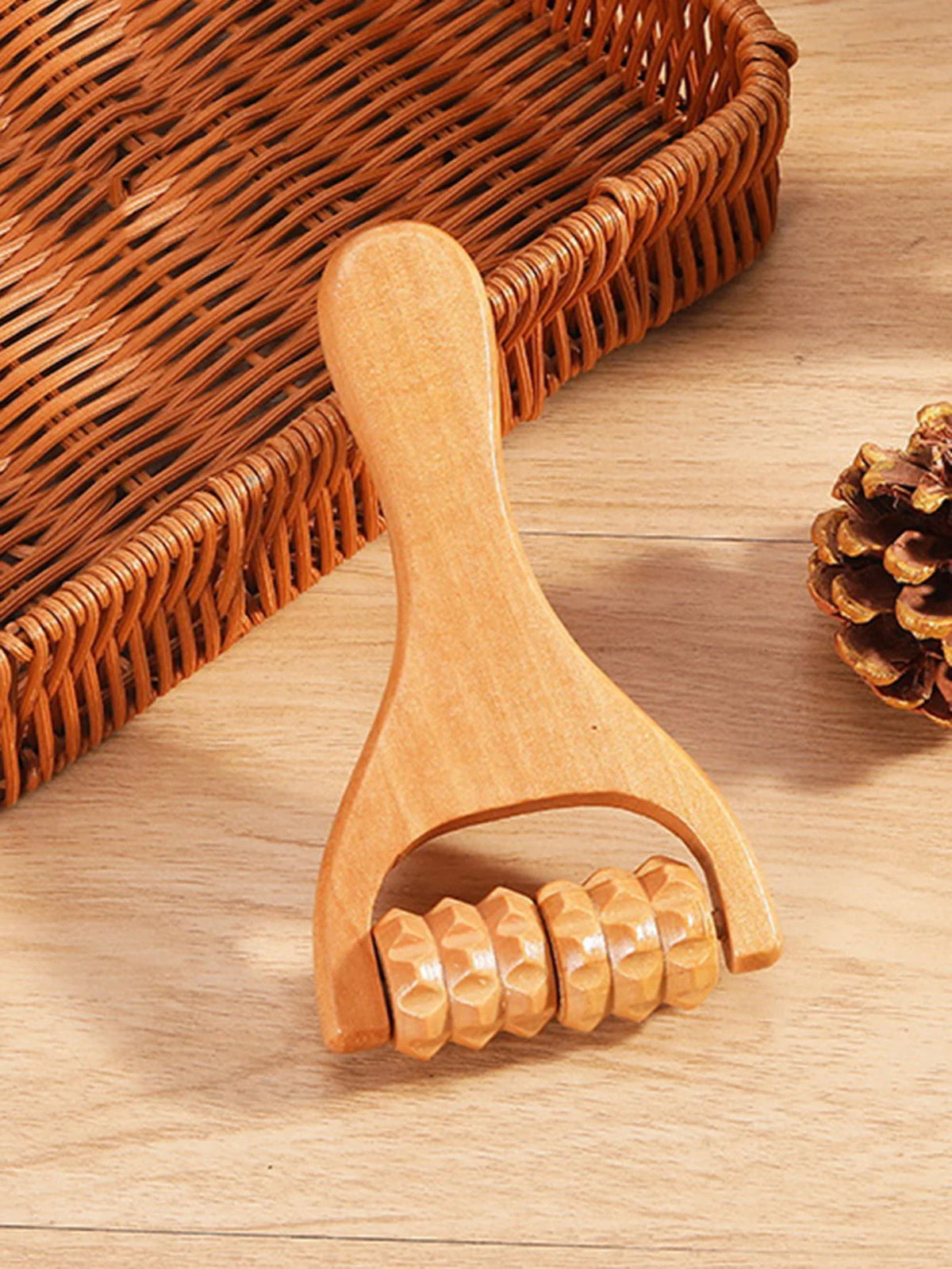 Wooden Roller Massager Therapy Body Massager Face Shoulder Neck Hand