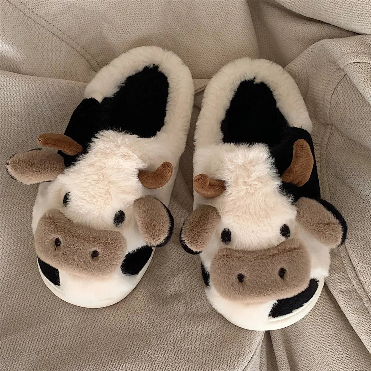 Winter Home Slippers for Couples Warm Plush Neutral Cartoon Cow Indoor