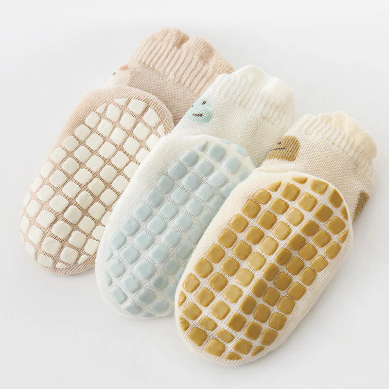 5 Pairs Childrens Non-Slip Socks Cute Cartoon Pattern Kids Boys Girls