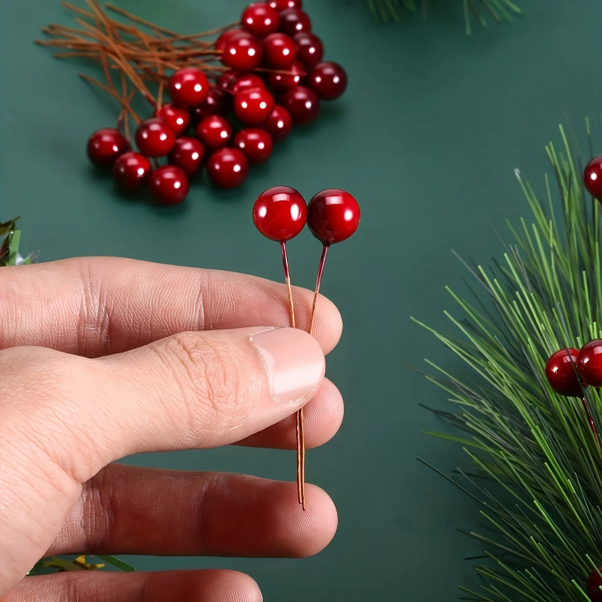 60 Pcs Artificial Pine Needles Berry Bouquet Christmas Decoration