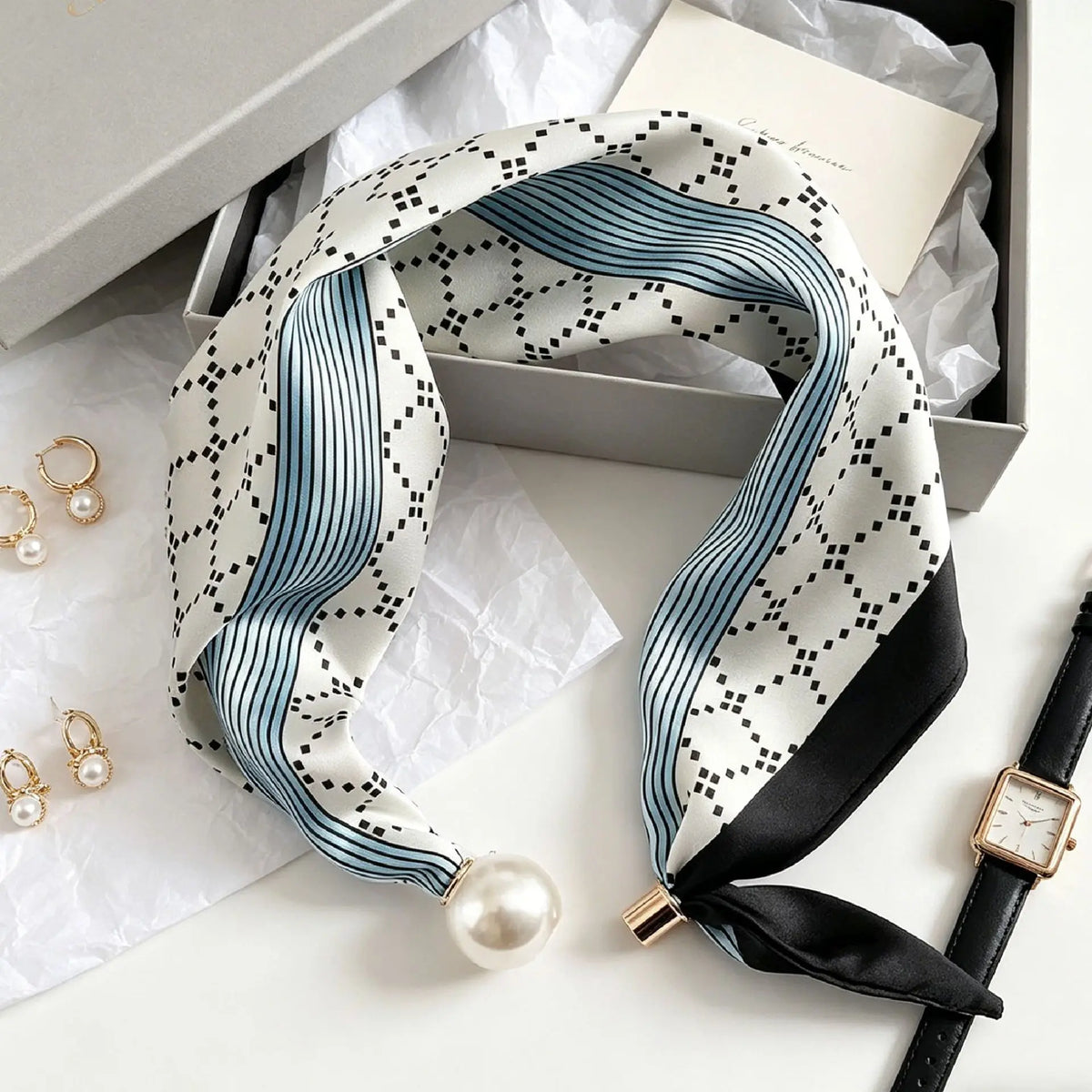Elegant Chic Pearl Stripe Scarfs Women Fashion Convenient Magnetic